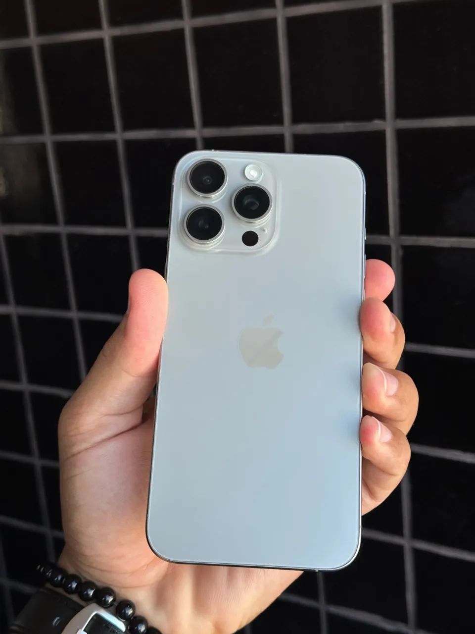 IPHONE 15 PRO MAX 256 GB PRATA - Foto 3