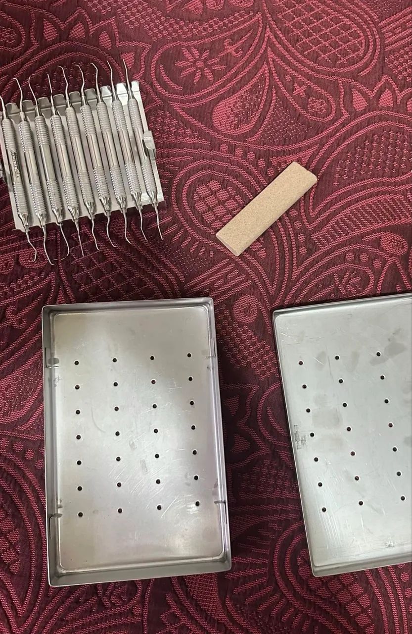 Vendo caixa e curetas de periodontia  - Foto 2
