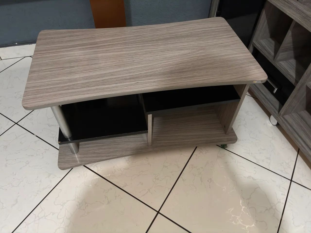 Rack com mesinha de centro 
