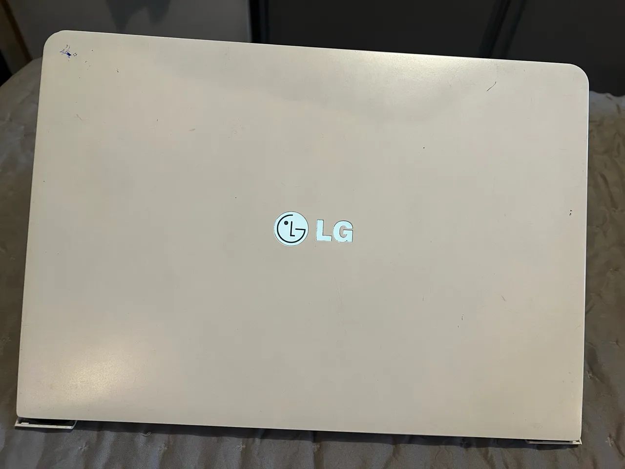 Notebook Lg Gram 14z950 (detalhe tampa) - Foto 4