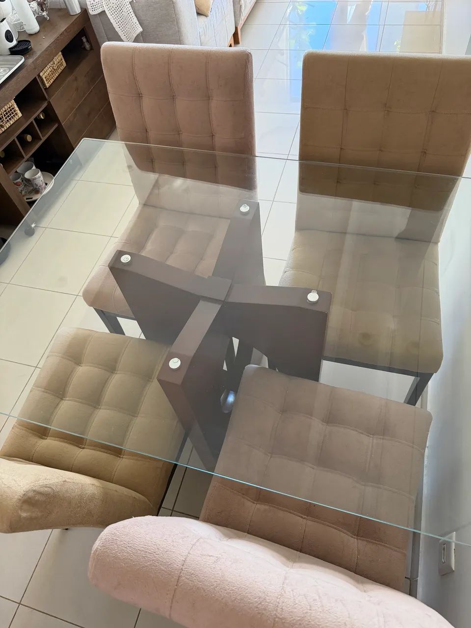Mesa de 4 Lugares + 4 cadeiras - Foto 2