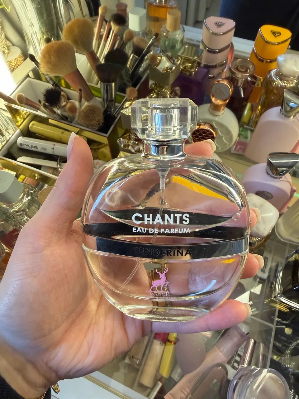 Perfumes árabes semi novos  - Foto 3