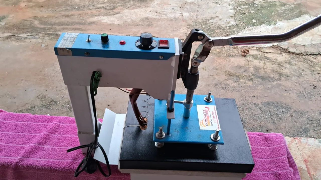 Máquina de estampar 