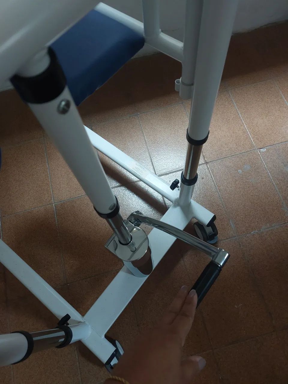 Novidade! Cadeira de rodas e transferência.  - Foto 4
