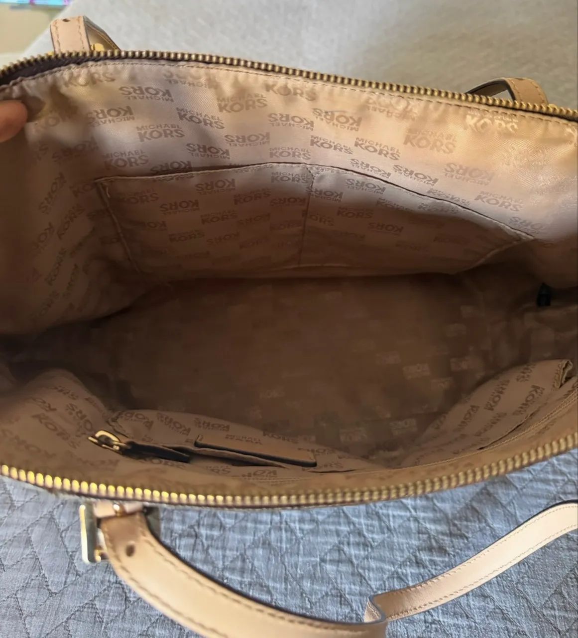 Michael Kors Jet Set Item Medium Top Zip Snap Pocket Tote  - Foto 4