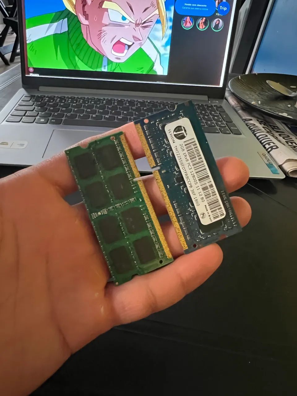 Memória RAM de 8gb é de 2gb - Foto 3
