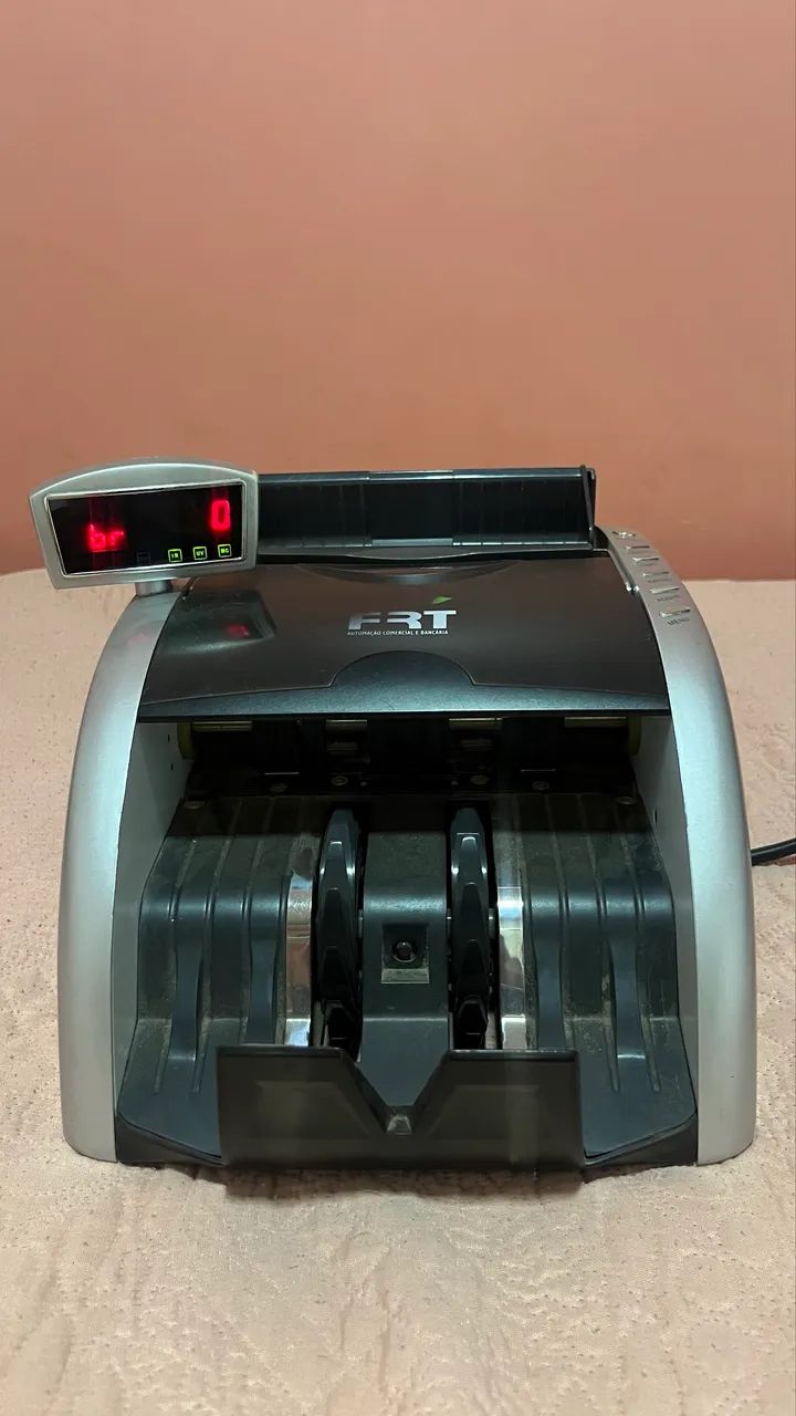Máquina de contar dinheiro 