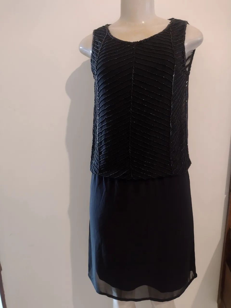 Vestido preto bordado - Foto 2