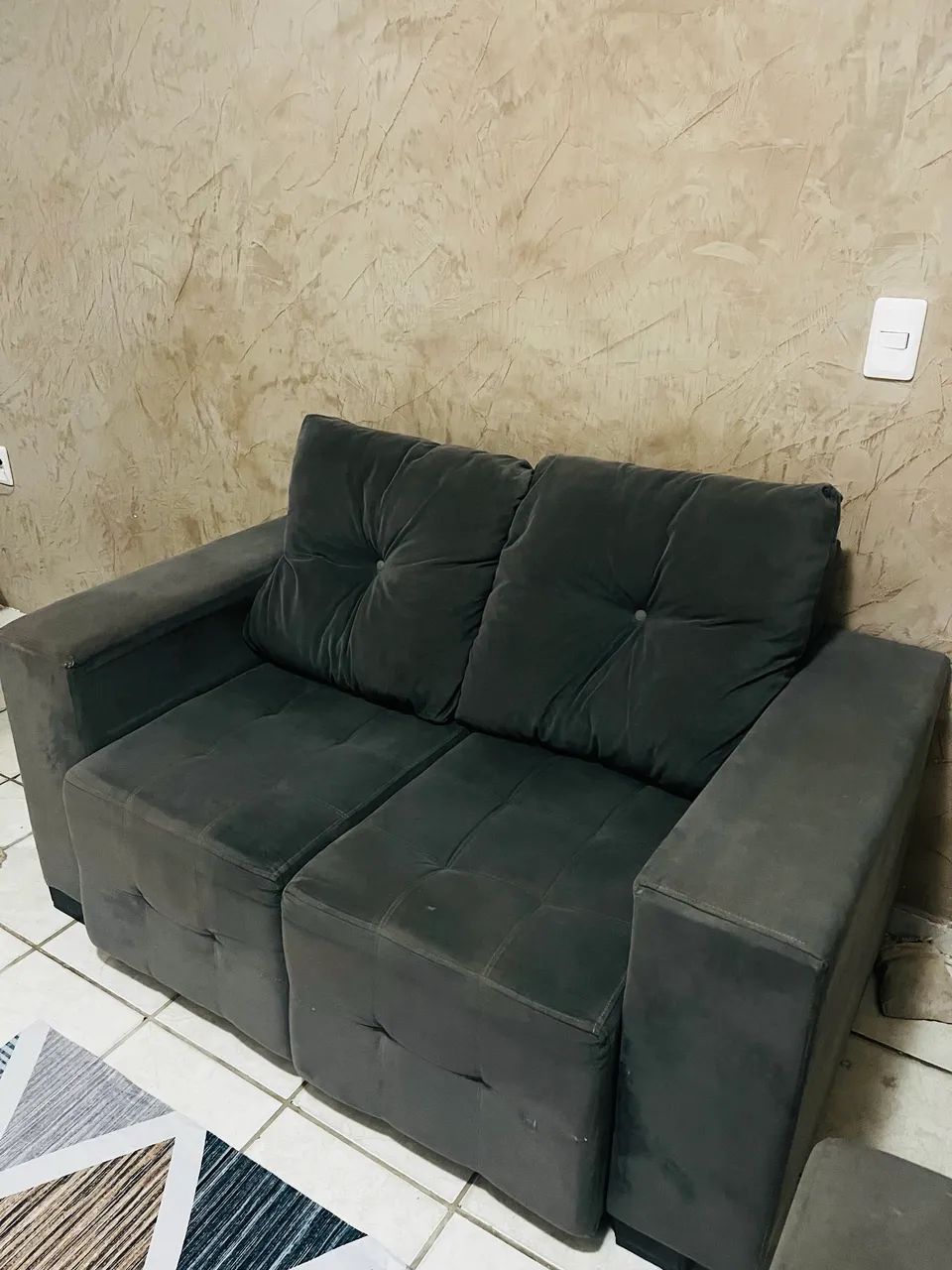 Sofá retrátil 2 lugares - Semi Novo - Foto 2