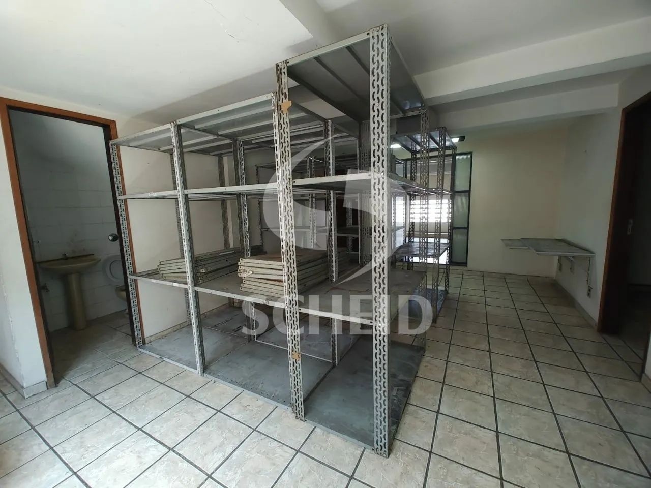 Laje comercial com 5 salas e 2 vagas de garagem para alugar no Jardim Cidália - SP - Foto 3