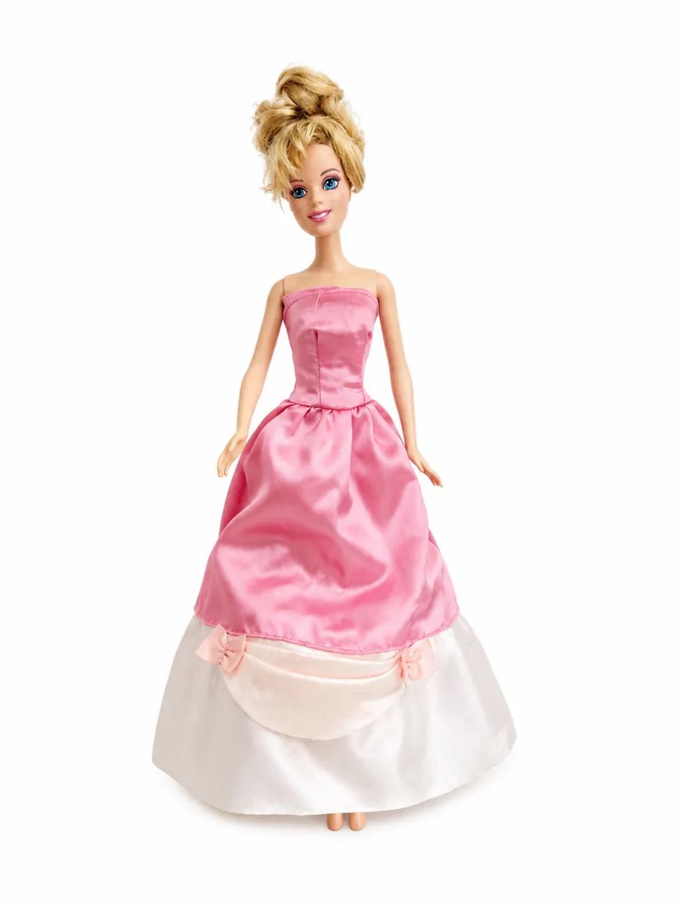 Boneca Cinderela com vestido que transforma da Disney usada  - Foto 2