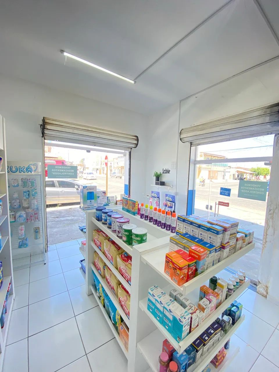 Vende-se Farmácia Completa com mercadoria  - Foto 2