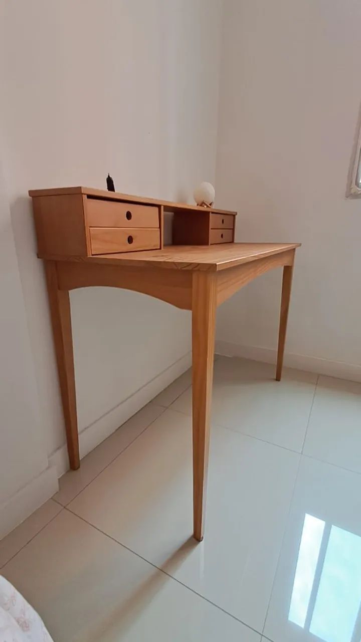 ESCRIVANINHA IMPECÁVEL LINDA E ELEGANTE - Foto 3