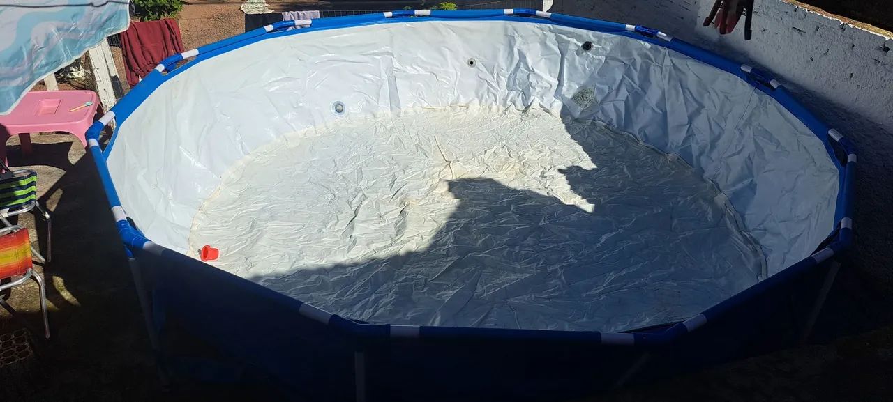 Piscina 4.678L (USADA) - Foto 2