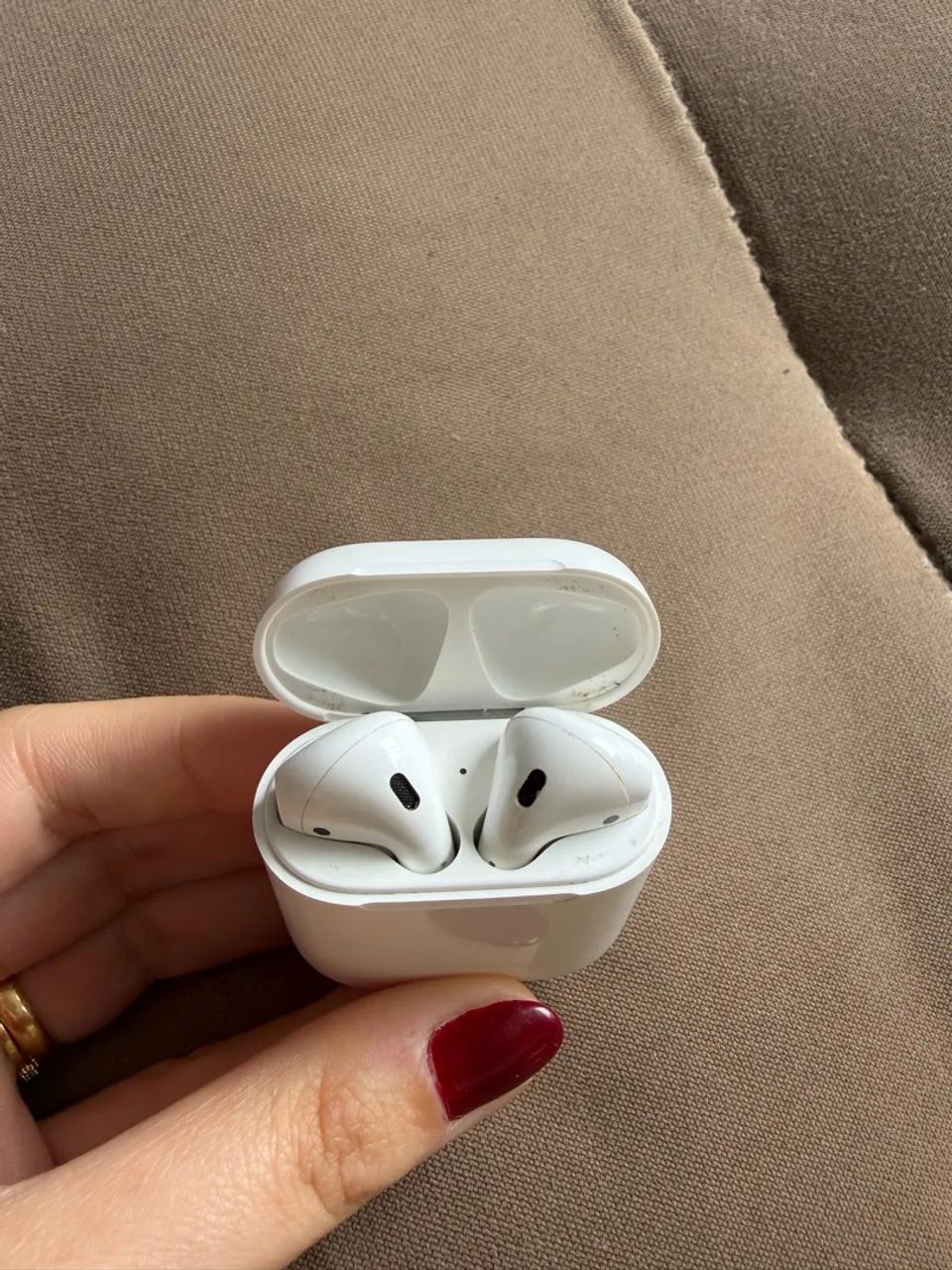 AIR POD 2ª GERAÇÃO - SÓ FUNCIONA UM LADO - Foto 2