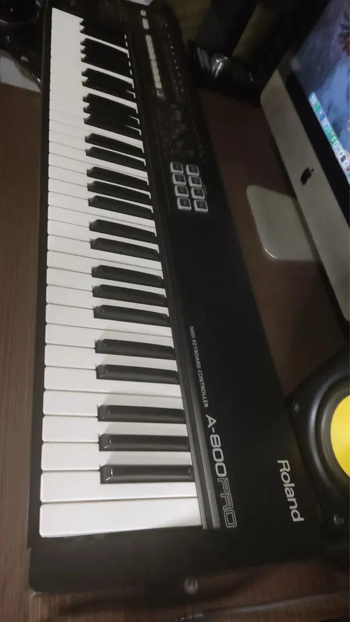 Teclado Controlador MIDI USB Roland A 800 Pro - Instrumentos