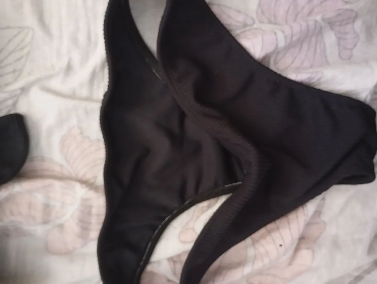 Biquíni preto  - Foto 4