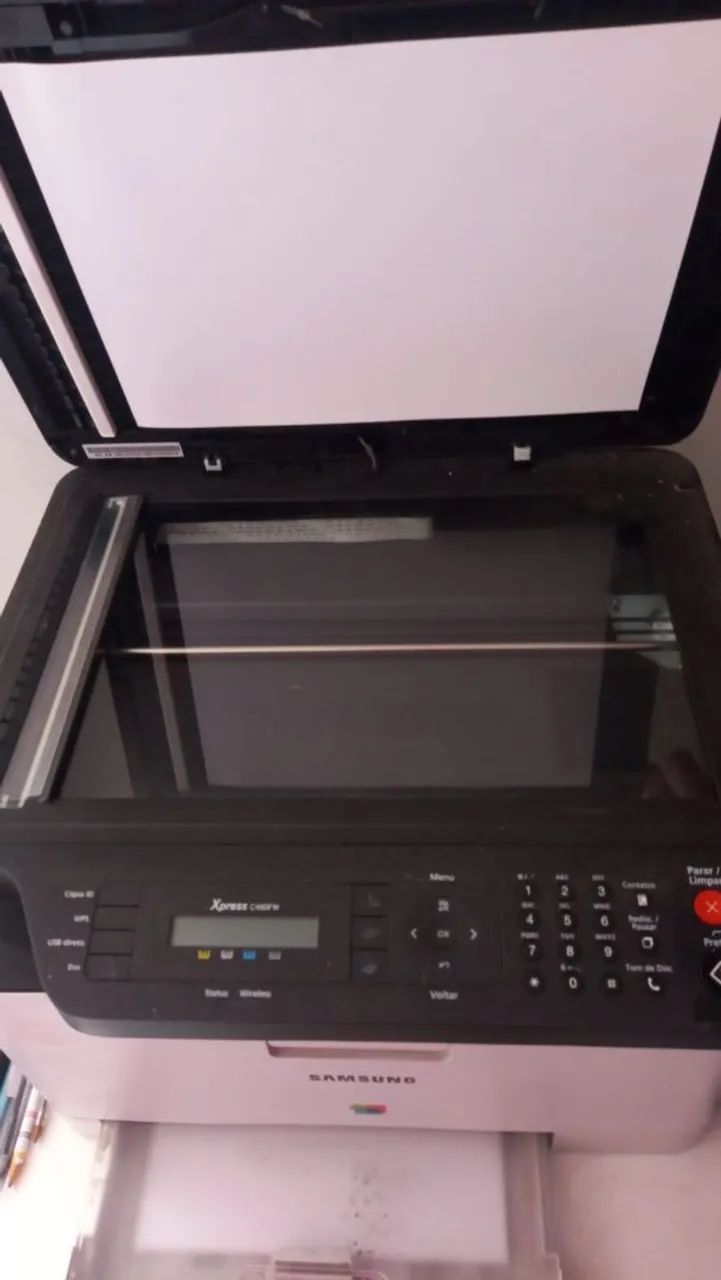 Impressora laser colorida 
