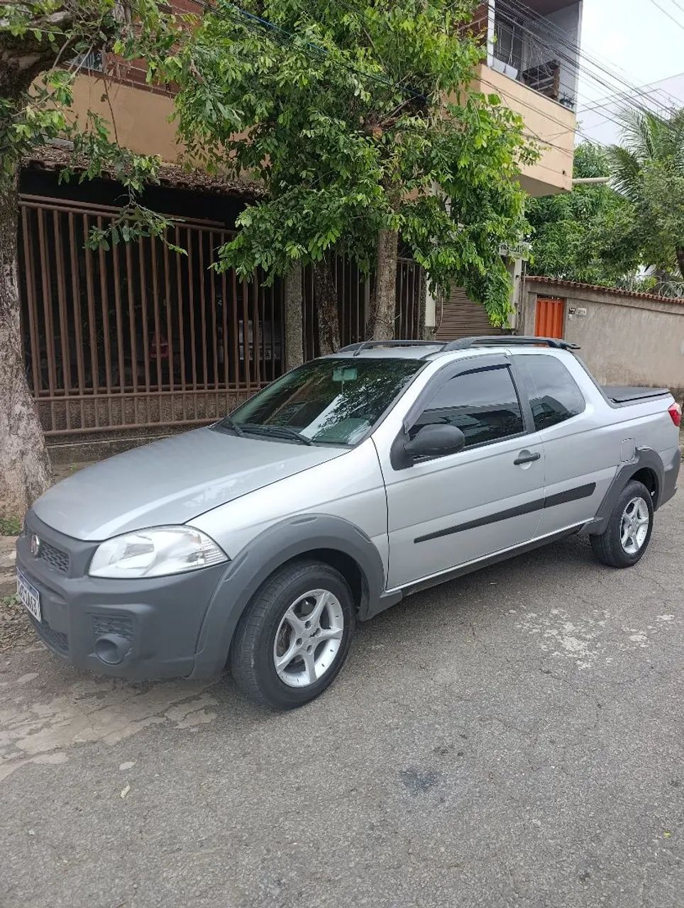 Fiat Strada Working Celeb.1.4 Fire Flex 8V CD 2014 - Foto 2