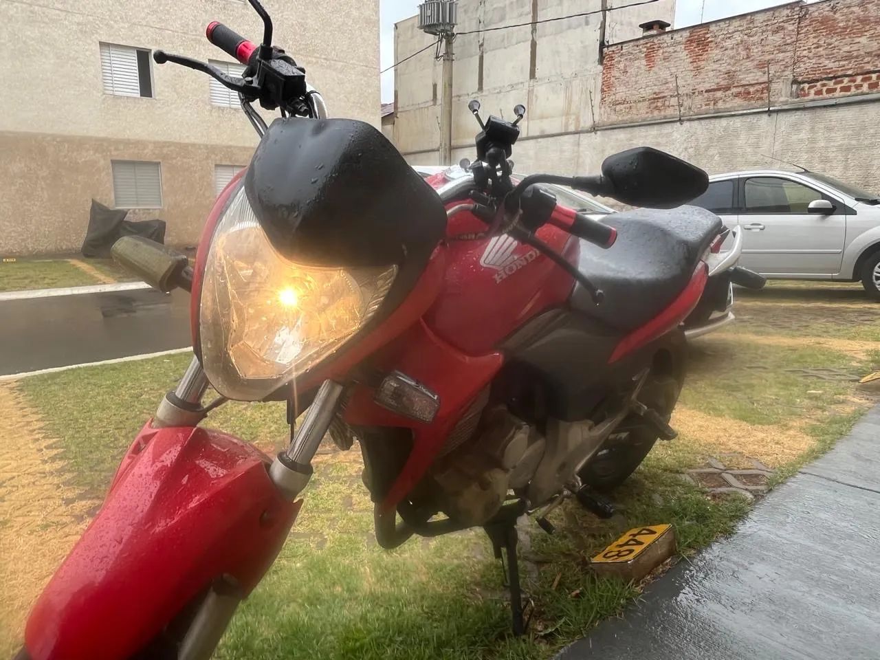 Vende-se CB 300 - Foto 2