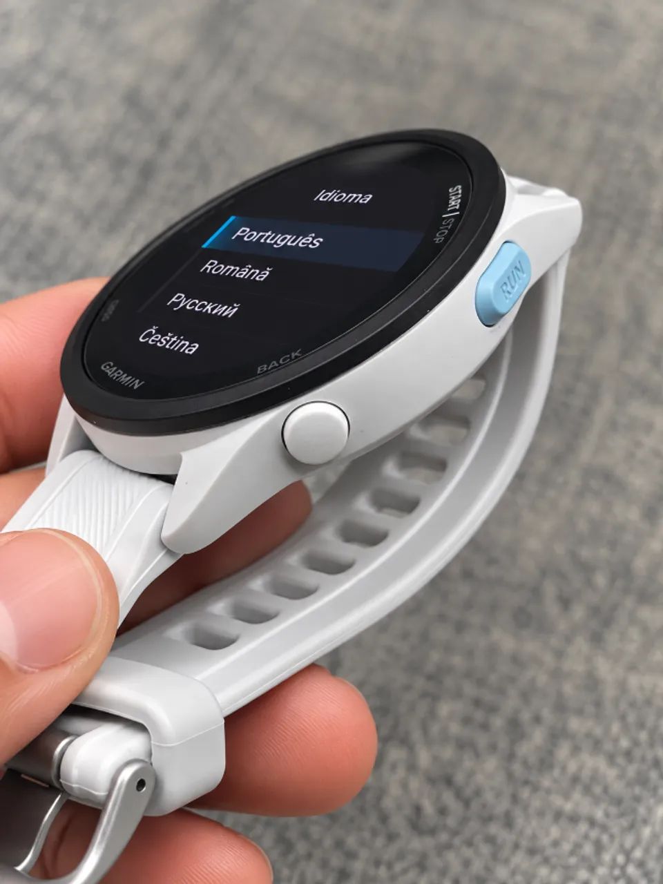 Relógio Smartwatch Garmin Forerunner 165 - Foto 5