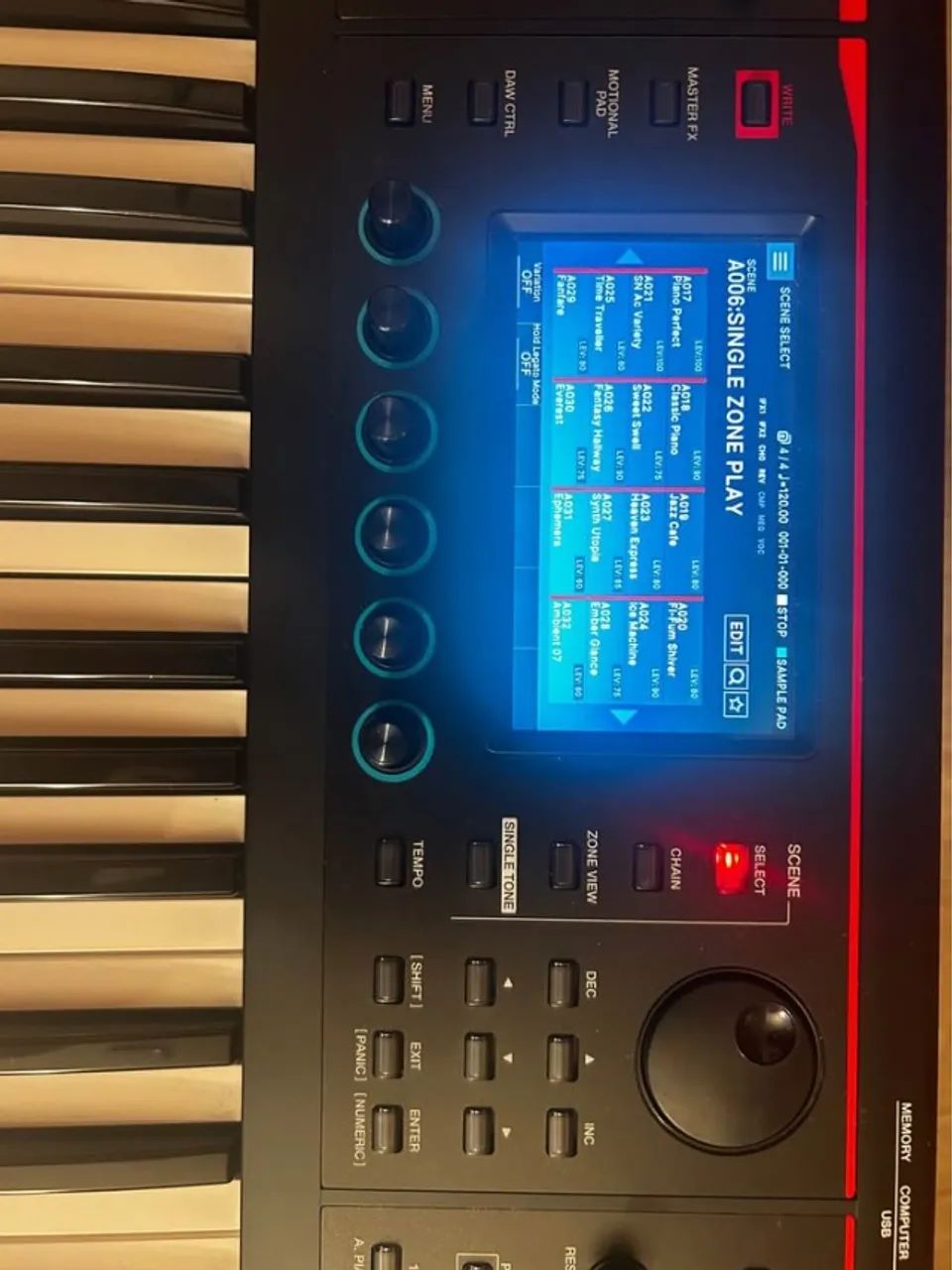 Roland Fantom 07 - Foto 3