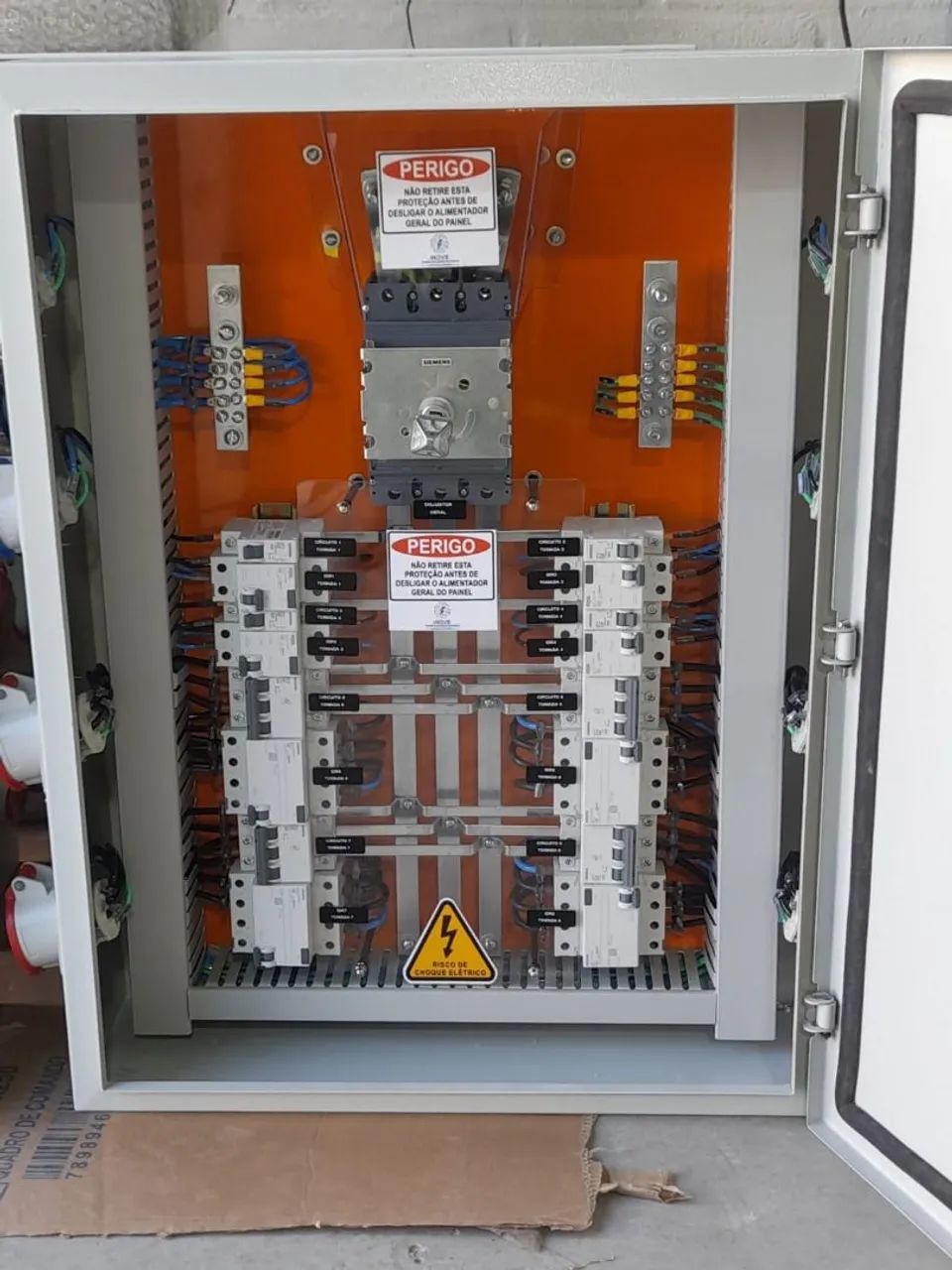 Montagem e manutenção de quadros elétricos  - Foto 5