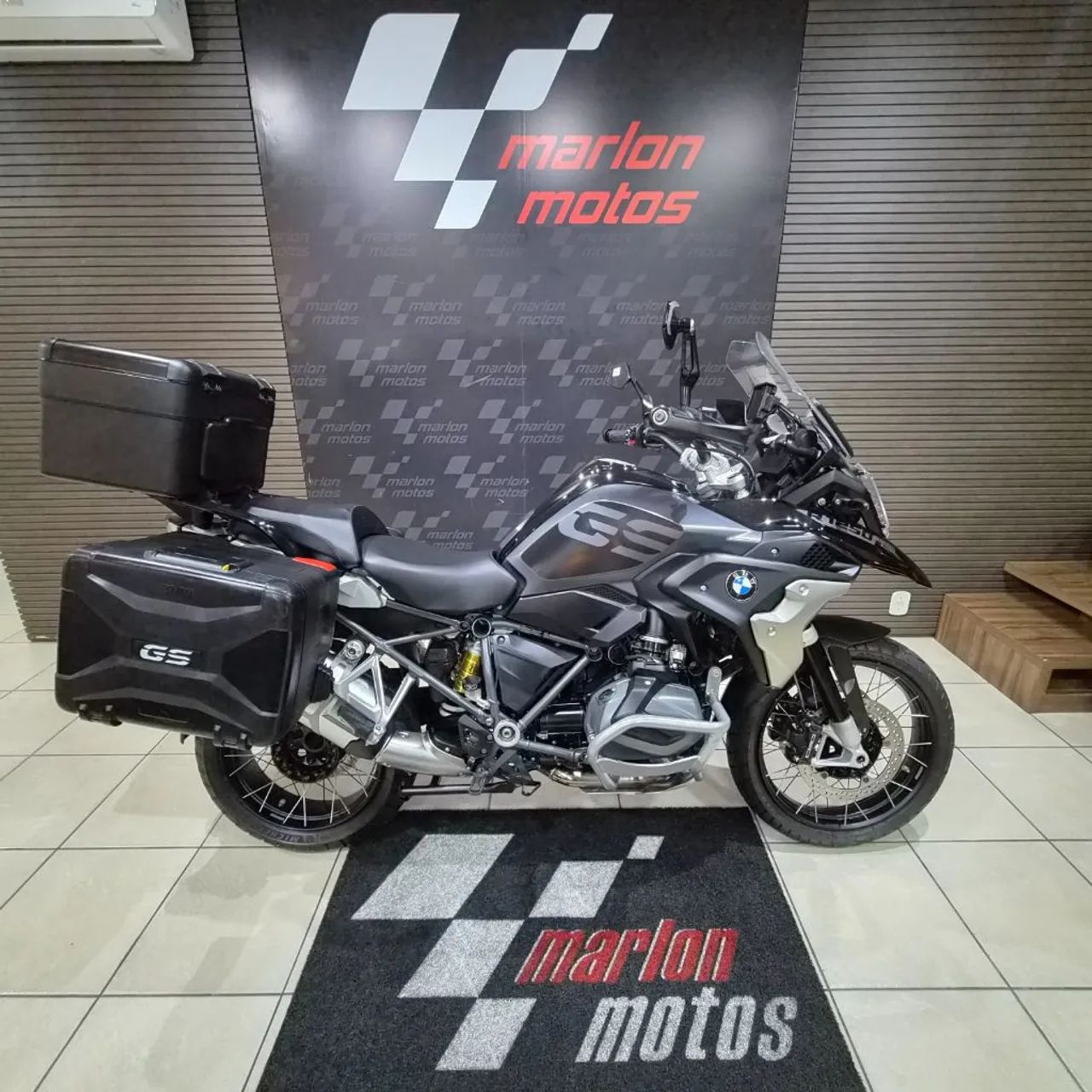 R 1250 GS Premium Triple Black