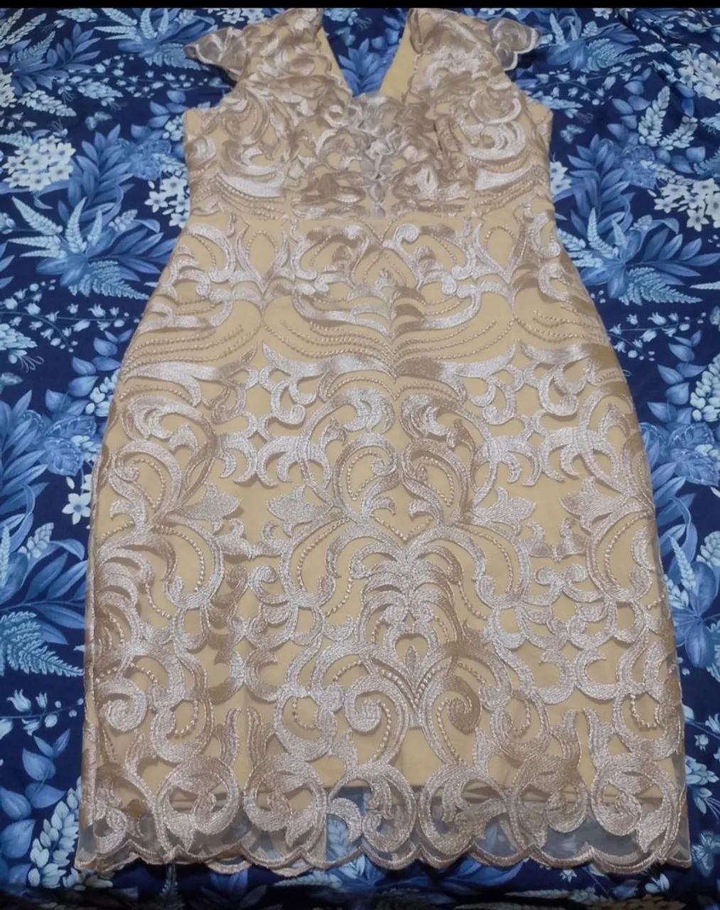 Vestido com pouco uso. Tamanho M