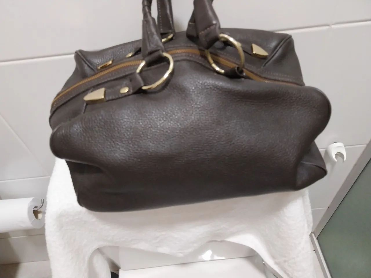 Bolsa de mão em couro - Foto 2