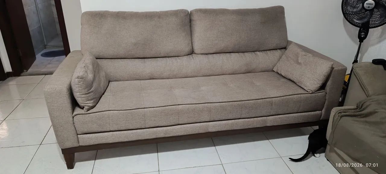 Sofá de 3 lugares 