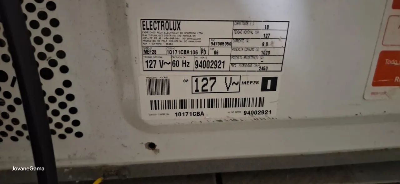 vendo  2 microondas Eletrolux para retirada de peças  - Foto 3