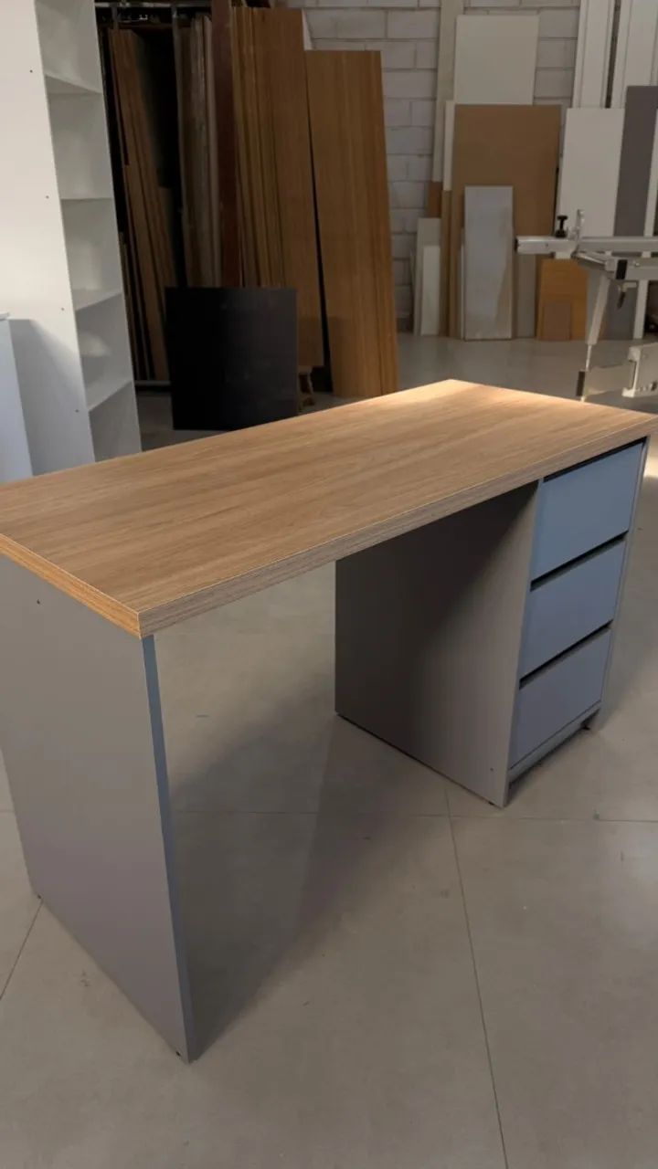 Mesa em MDF  78X120X50 Sob encomenda