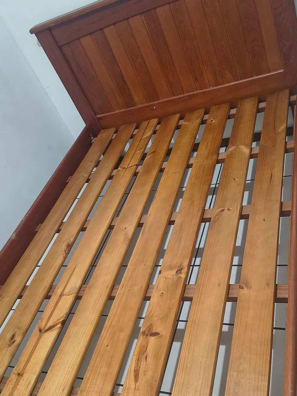 Cama de casal madeira angelin maciça com colchão  - Foto 2