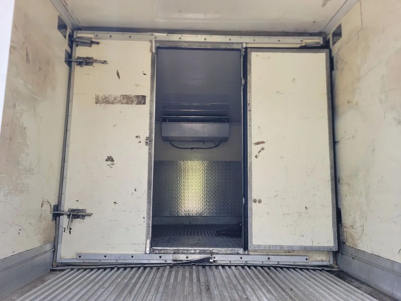 Baú Frigorífico 5,20 mts Refrisan  - Foto 4