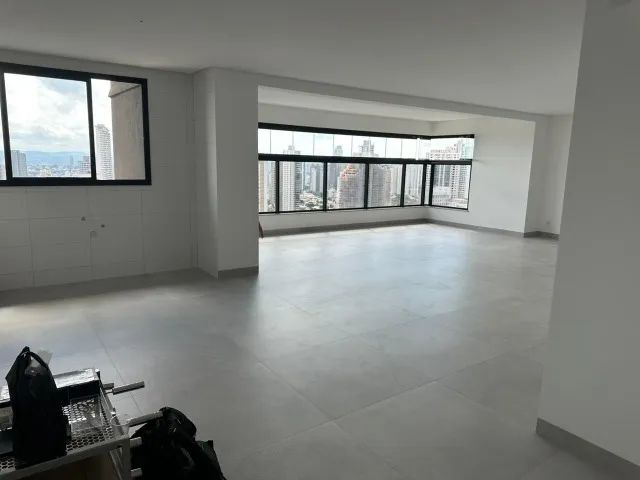Apartamento 3 suites plenas - Setor Bueno