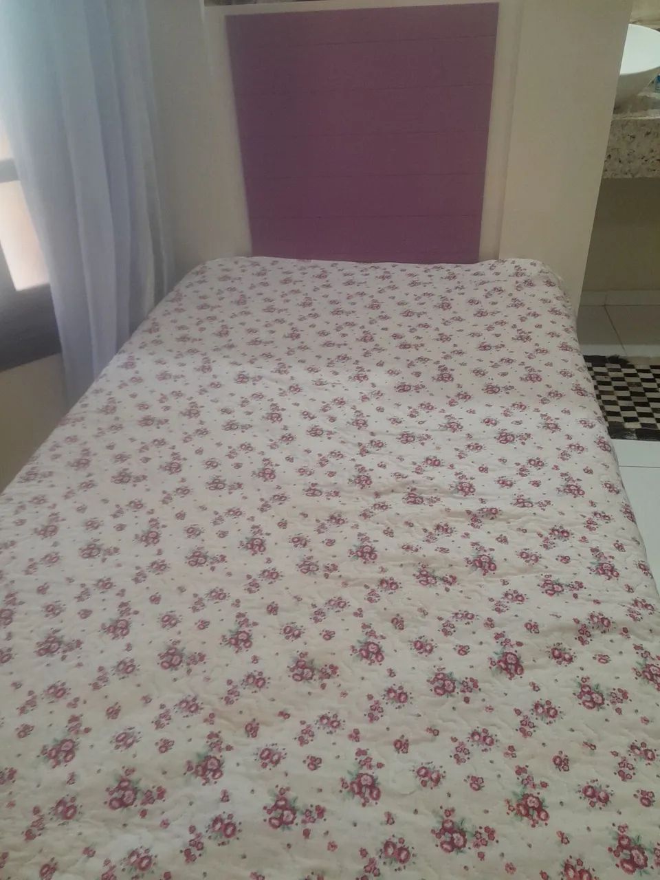 Vende-se cama + colchão solteiro