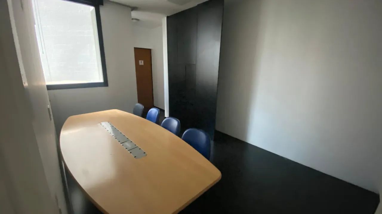 Sala comercial, MOBILIADA, na região da Berrini, com 254 m². Com 36 posições de trabalho - Foto 3