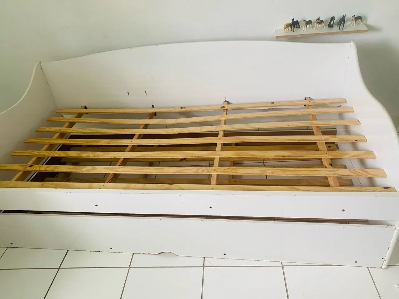 Vendo Cama Retrátil e Guarda Roupa  - Foto 4