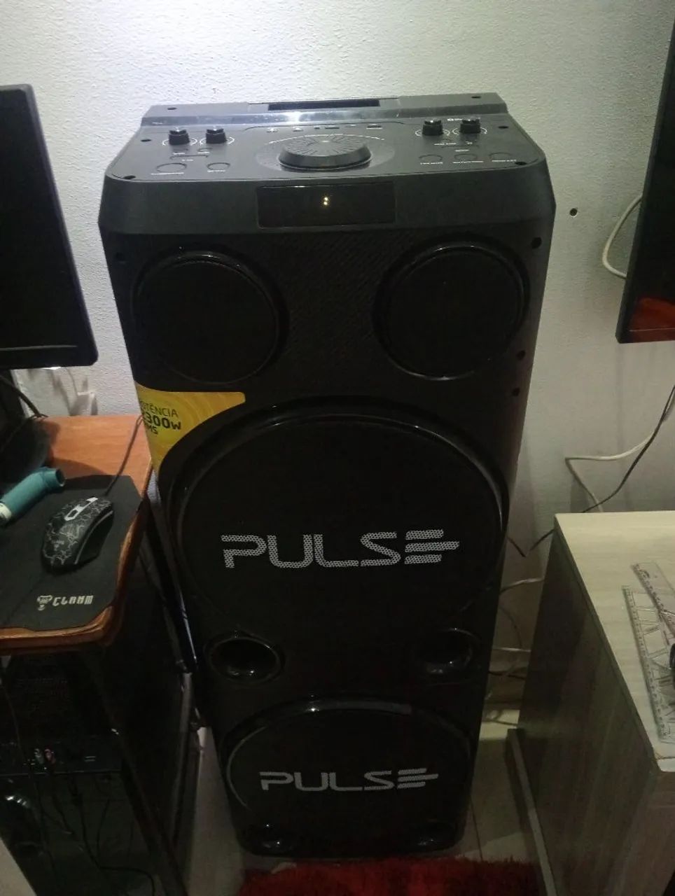 Caixa de som torre pulse