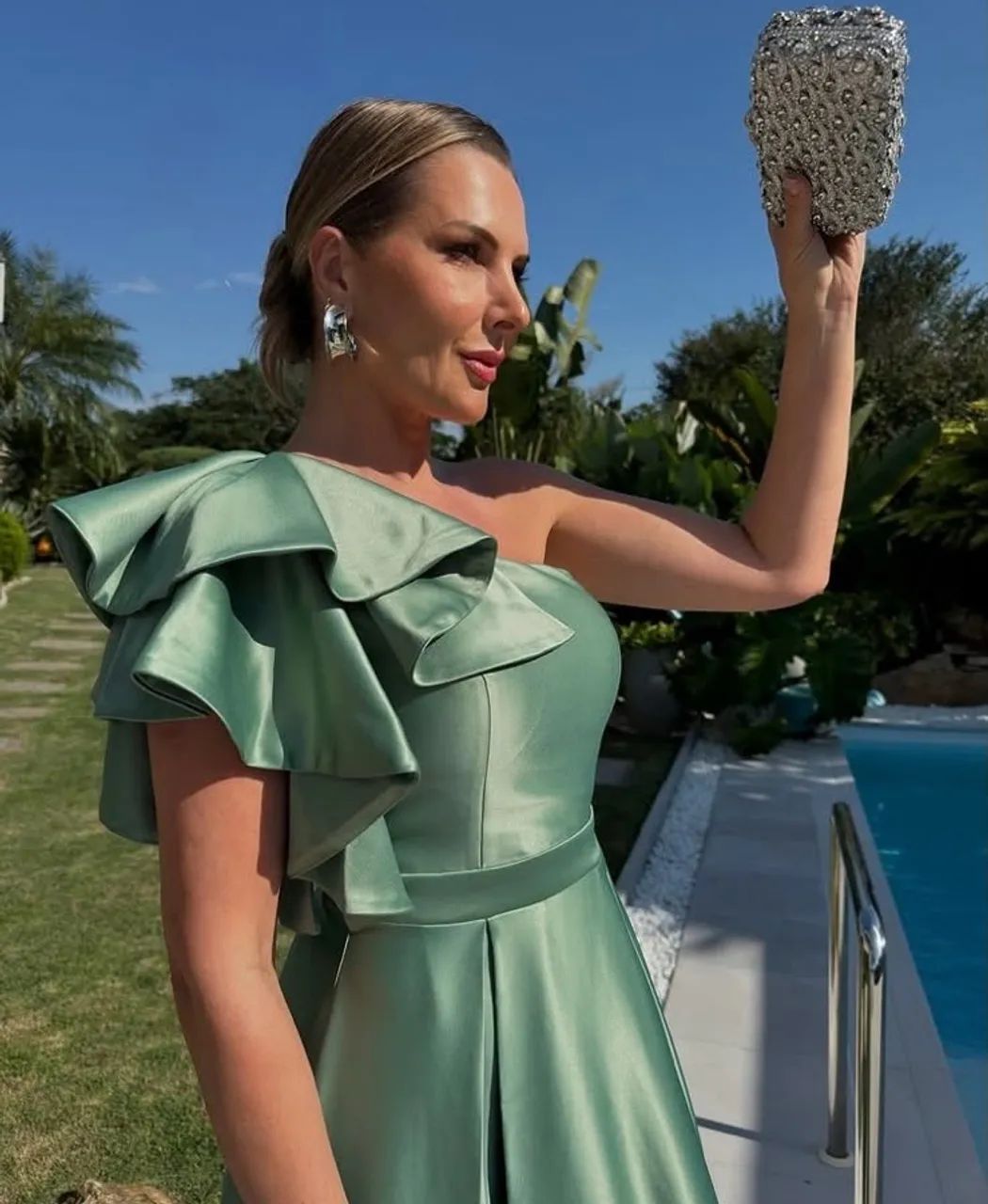 Vestido verde oliva  - Foto 2