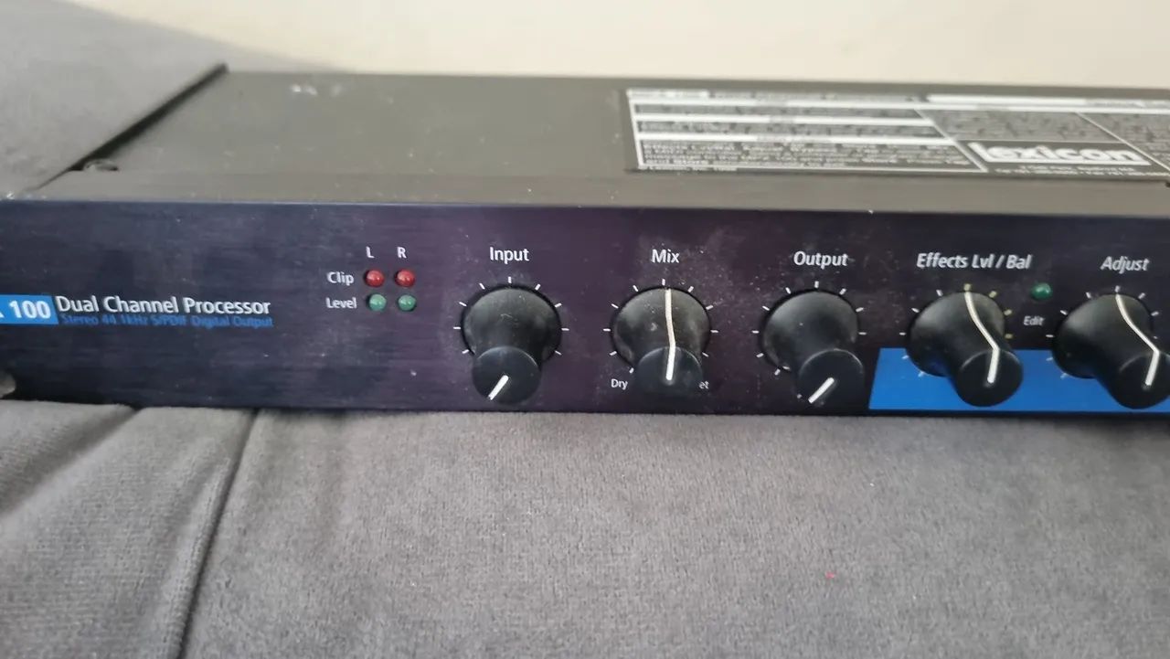 Rack Multiefeitos. O classico Lexicon MPX100 - Foto 3