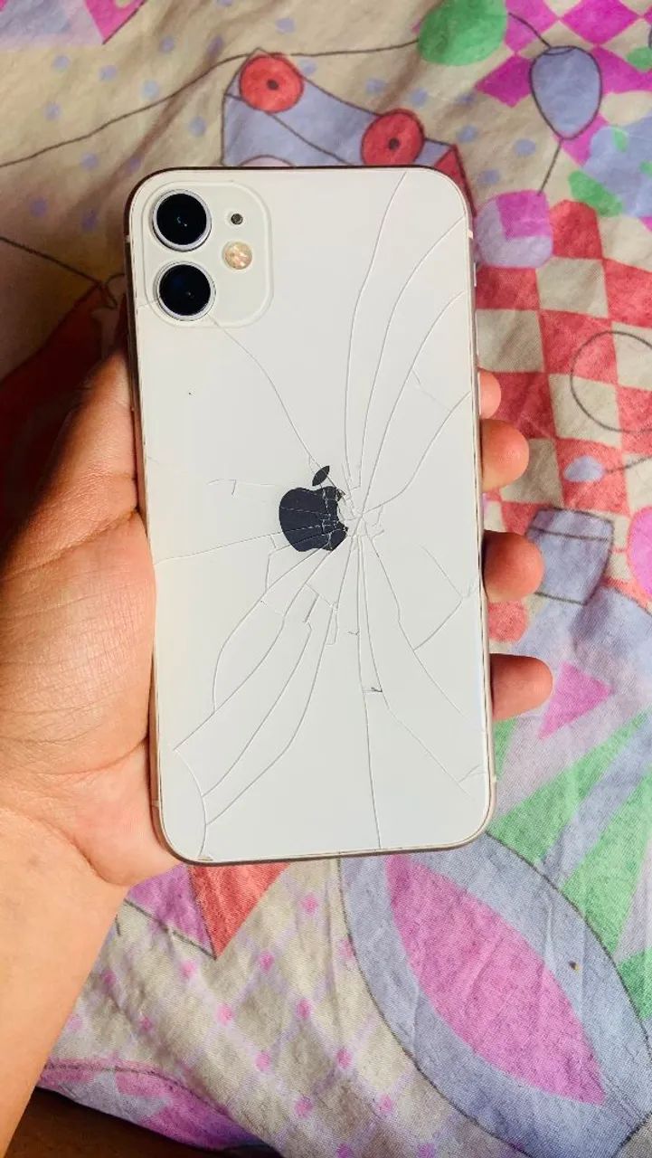 iPhone 11 128gb, pra vender rápido. - Foto 3