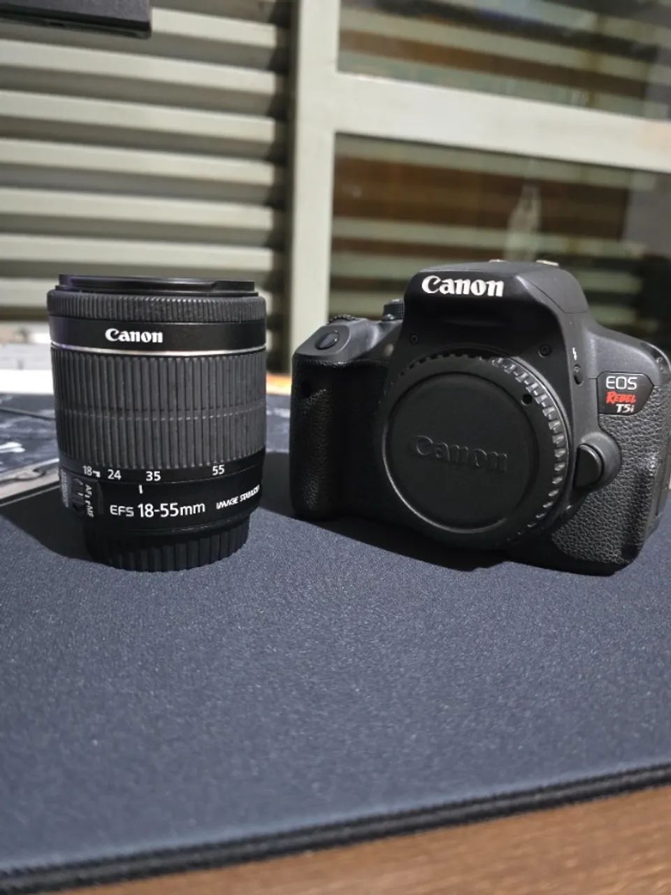 Câmera Canon T5i