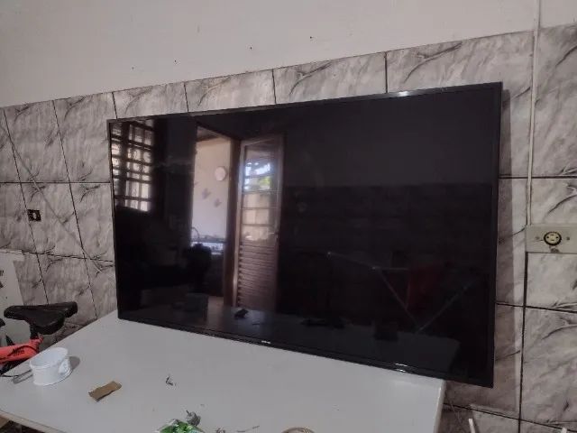 Tv Samsung 55 4k.  Defeito na imagem. Não tem quebrados!!!