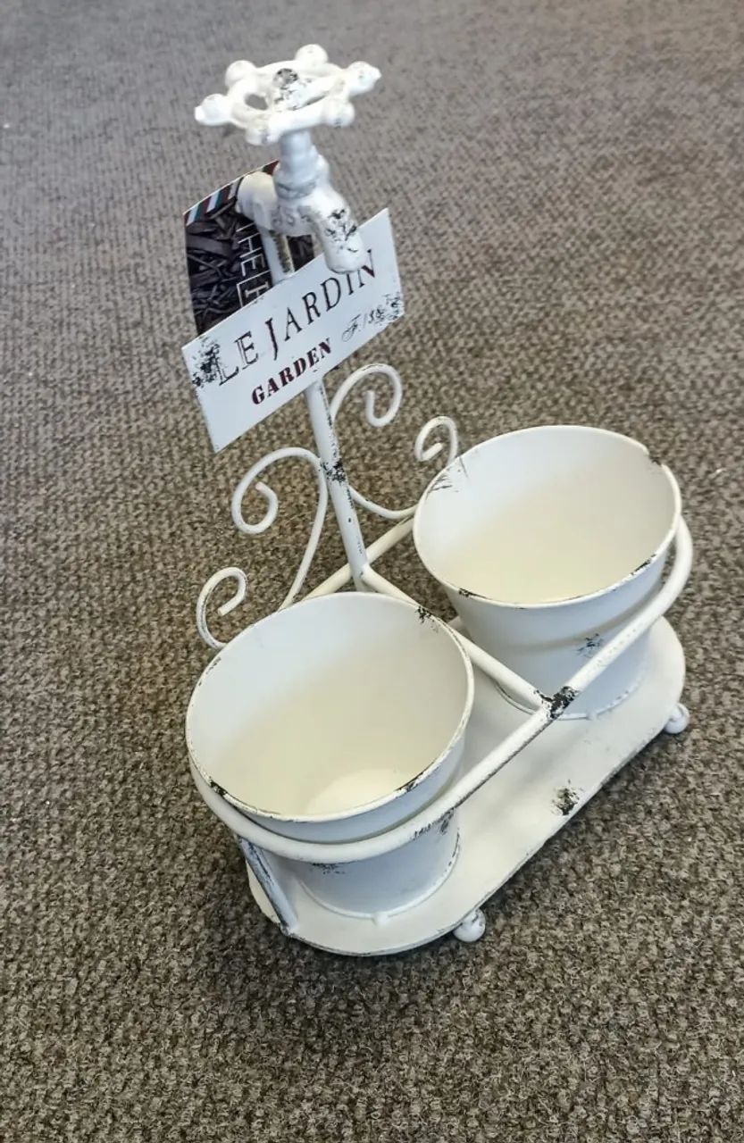 Suporte Para 2 Vasos Decorativo Em Metal pintura Branco Off/White  Modelo le Jardin  - Foto 5
