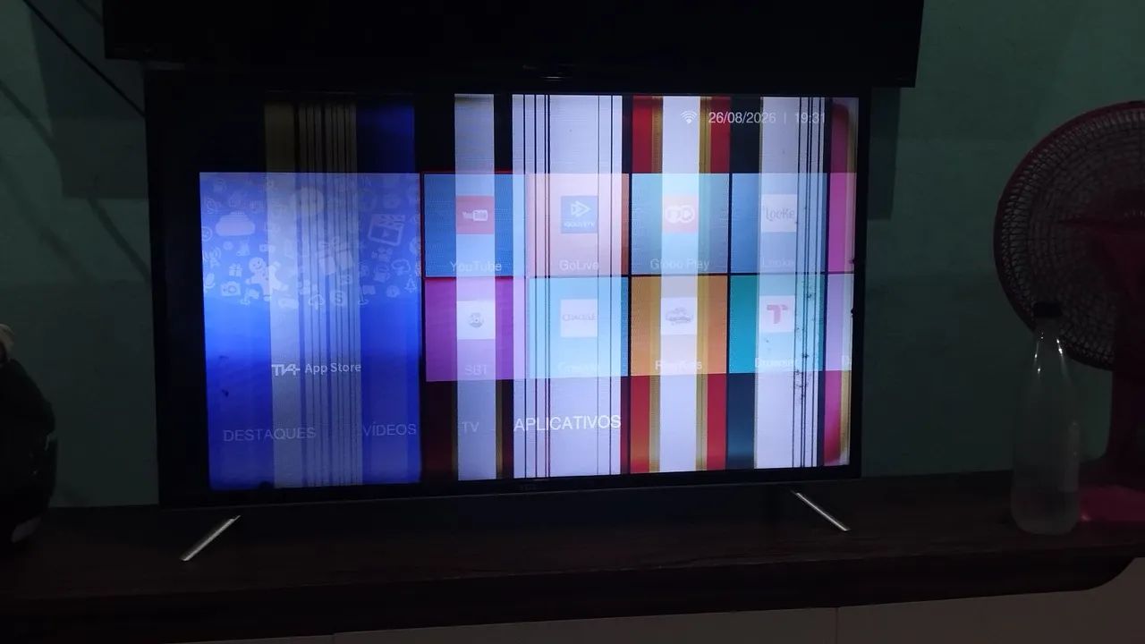 Tv TCL 39'' (com defeito na tela) - Foto 3