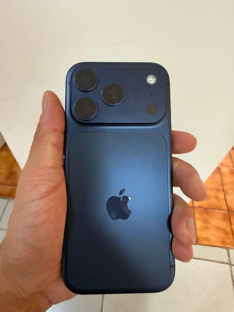 IPHONE 17 PRO, 256GB, AZUL - Foto 4