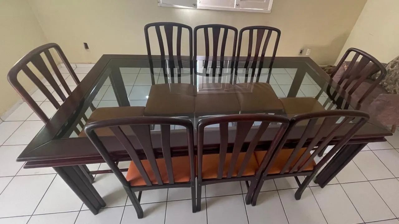 Vendo mesa de madeira com vidro  - Foto 3