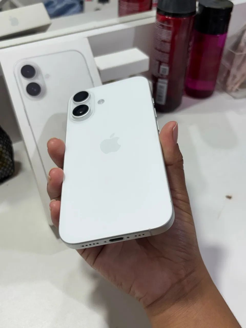 iPhone 16